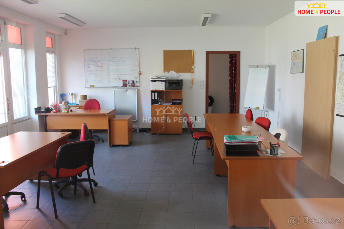 Obchodní prostory o výměře 50m2 a zahrádka 69m2 - 6