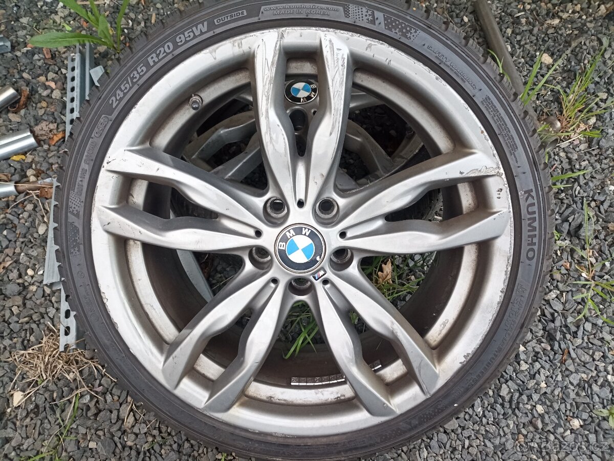 BMW f10-cely vůz na dily - 6