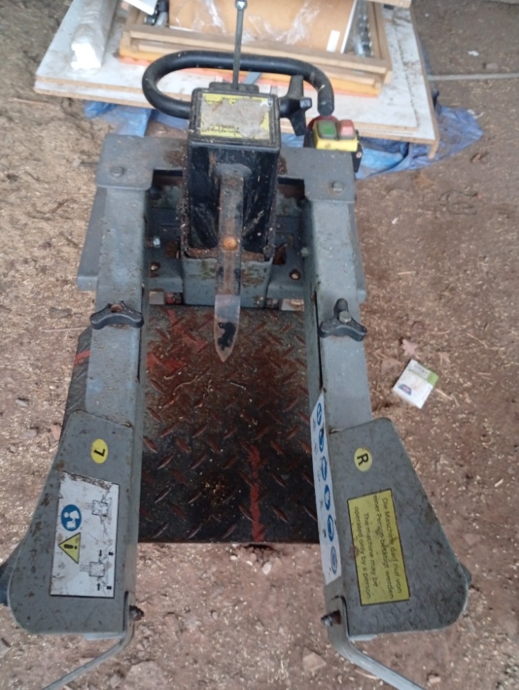 Štípačka dřeva WOODSTER LV 80 - 6