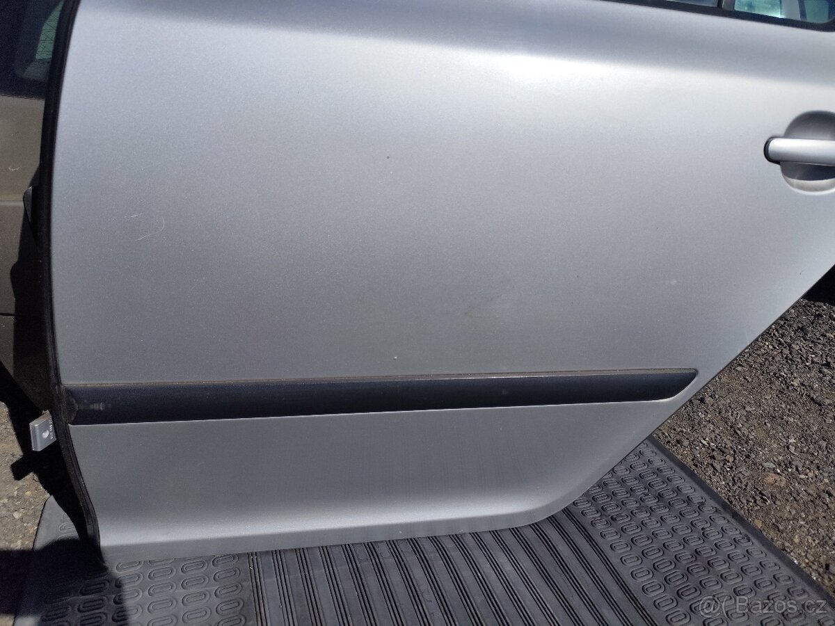 Boční dveře - Škoda Octavia II COMBI - 9102 - 6