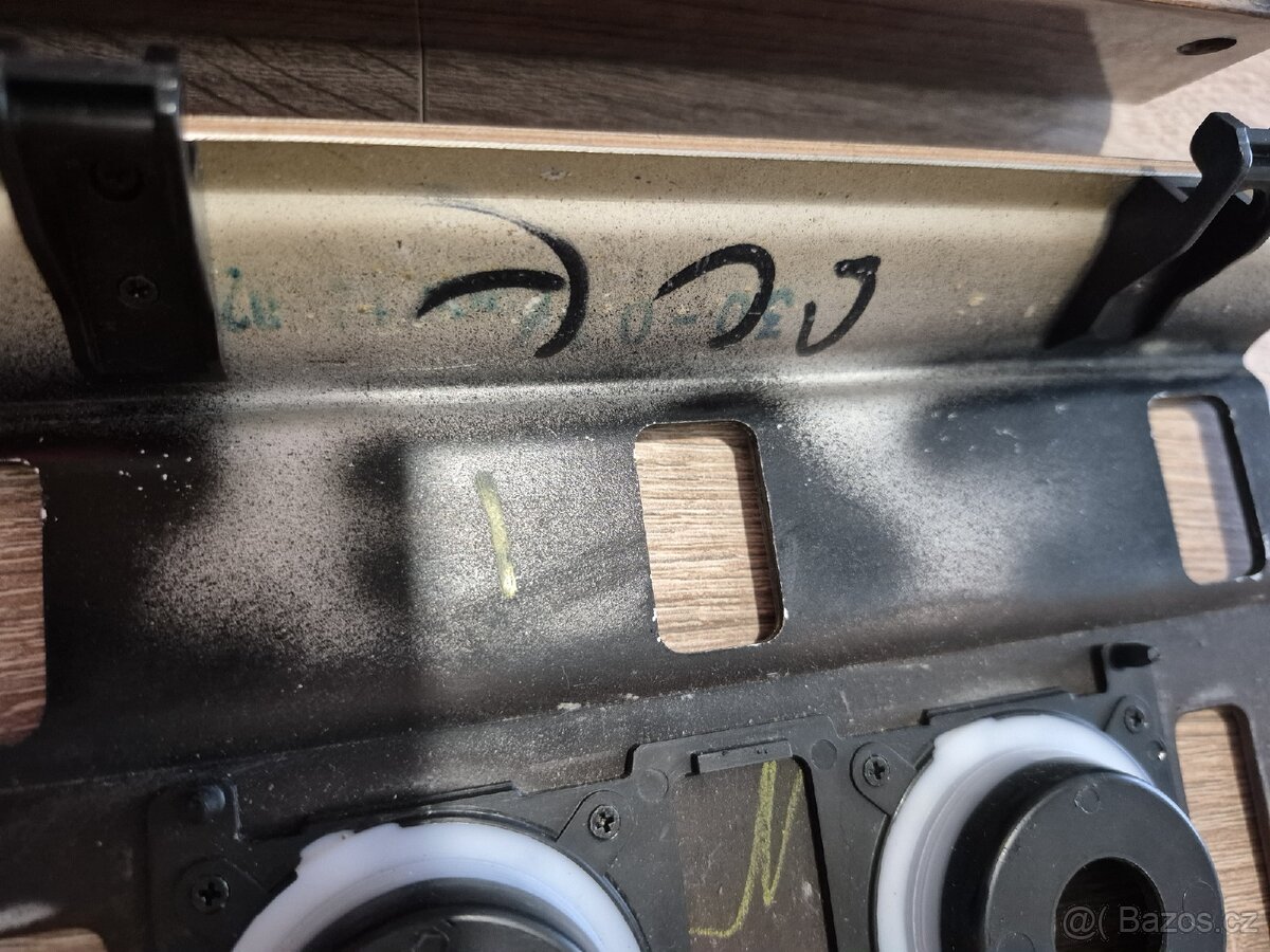 Mercedes Benz W124 dekor - 6