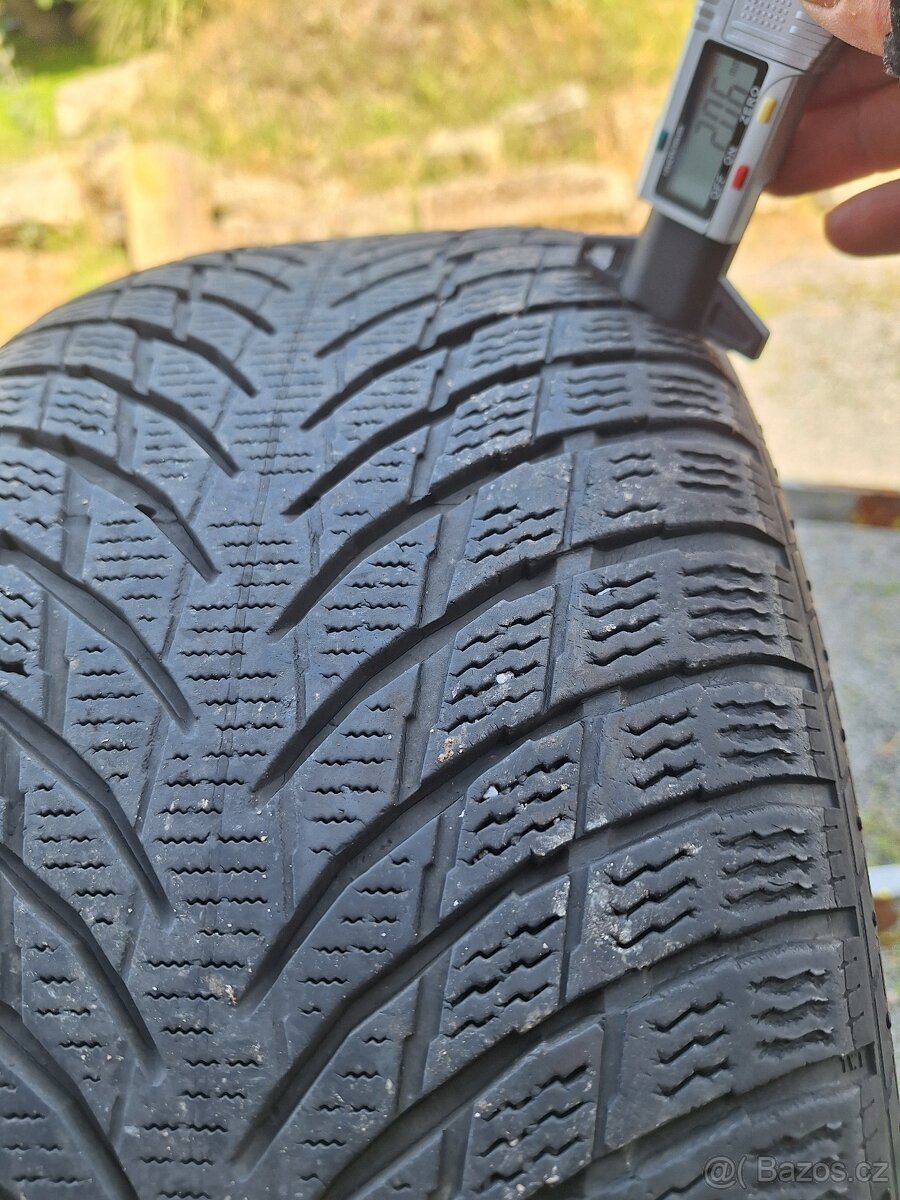 Zimni pneu 235/45 r18 - 6