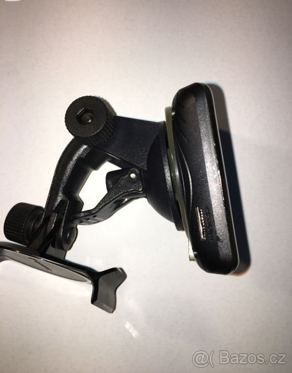 Prodám navigaci Navigon - 6