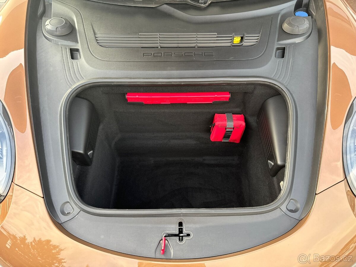 Porsche 911, Carrera S 15 500 km 1. majitel - 6