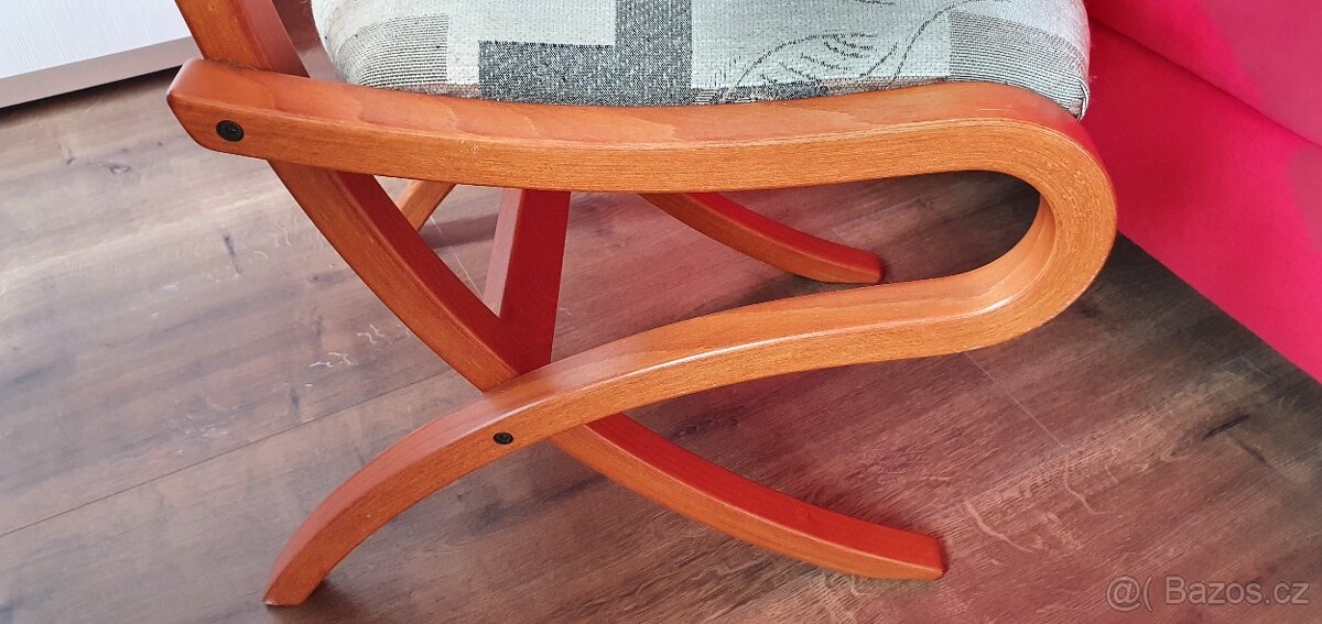 Jídelní stůl AMOS + 4× židle Jelínek - 6