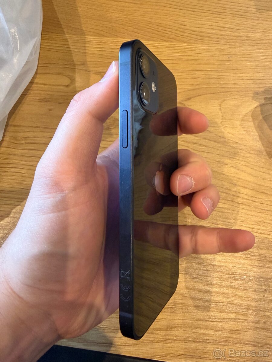 iPhone 12 64GB černý - 6