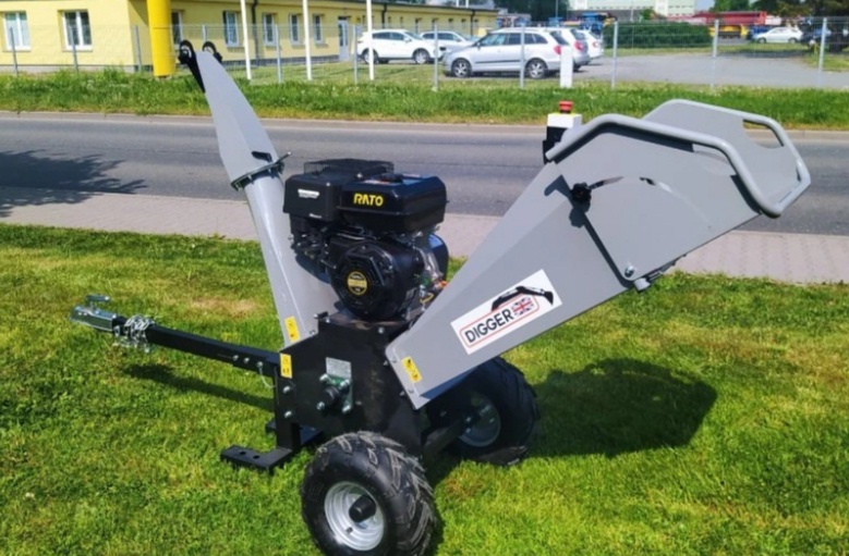 štěpkovačka, štěpkování, drtič větví , drtička - 6