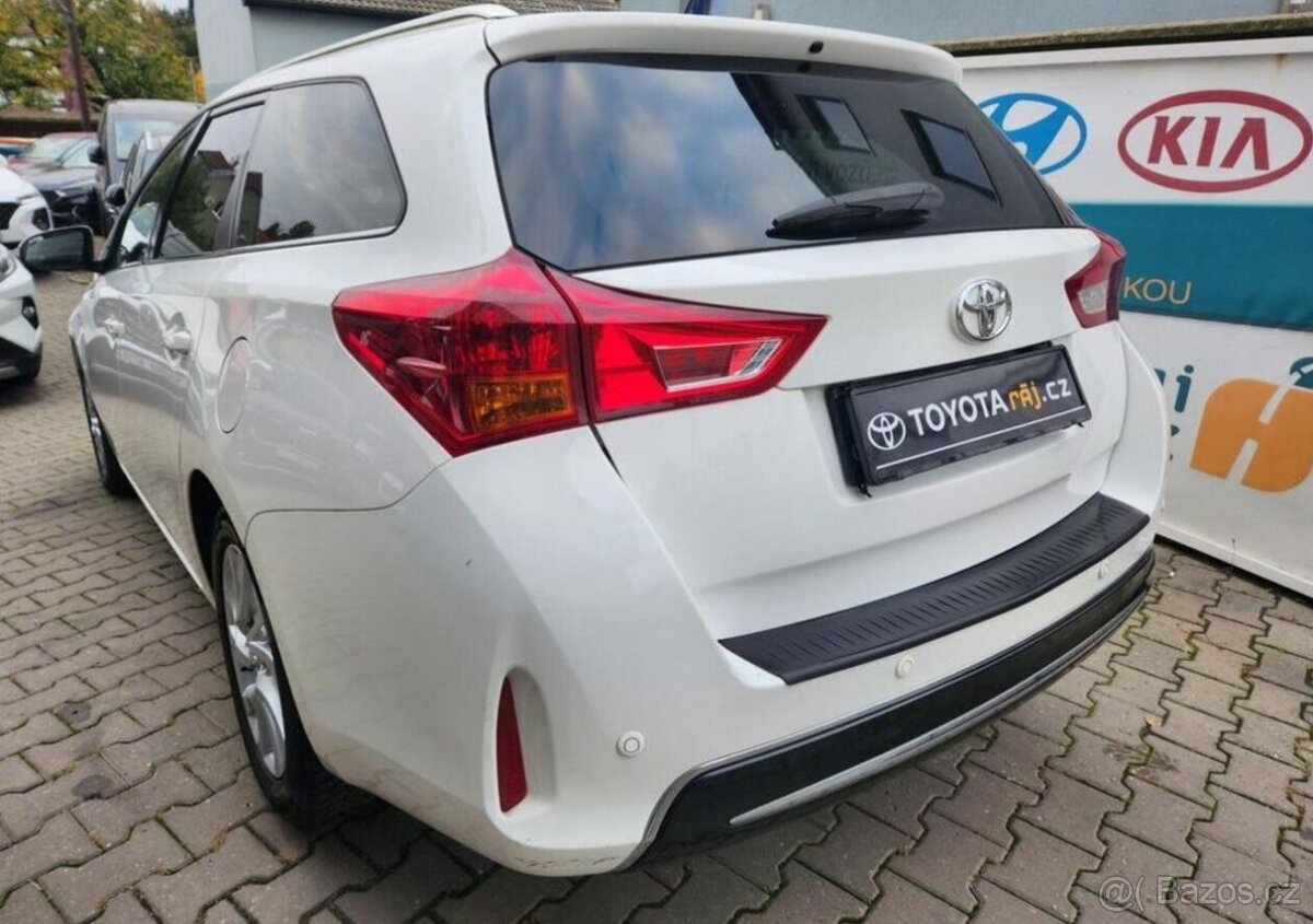 Toyota Auris 1.6-KAMERA-KLIMA-NAVI - 6