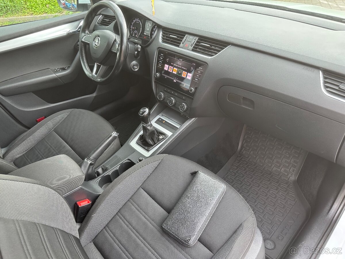 PRONÁJEM VOZIDLA SKODA SCALA, CNG, R.V.2022, NA TAXI / UBER - 6