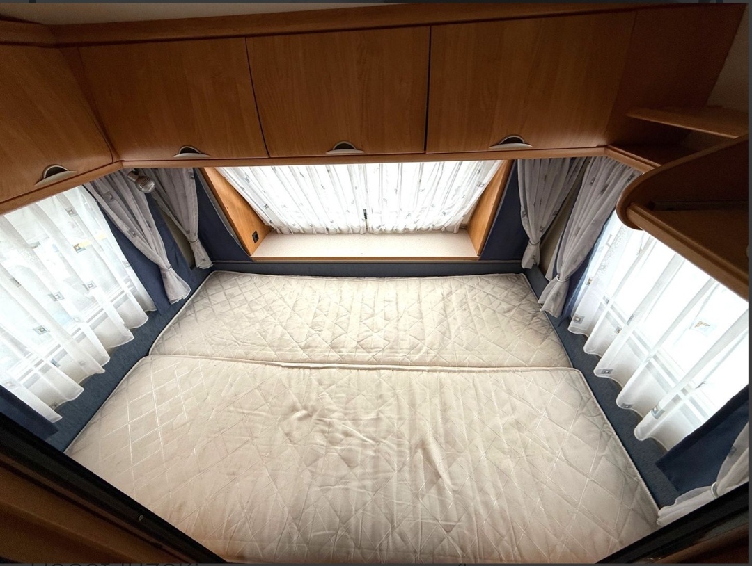 Hobby 450 UF Excellent , PŘEDSTAN - 6