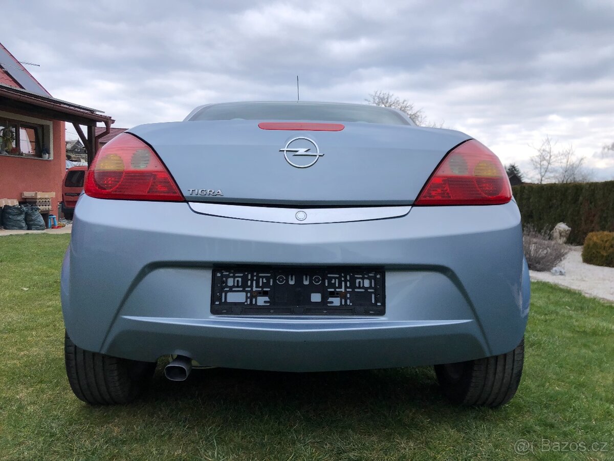 Opel Tigra 1.4 16V benzin,Alu,Klima,Cabrio - 6