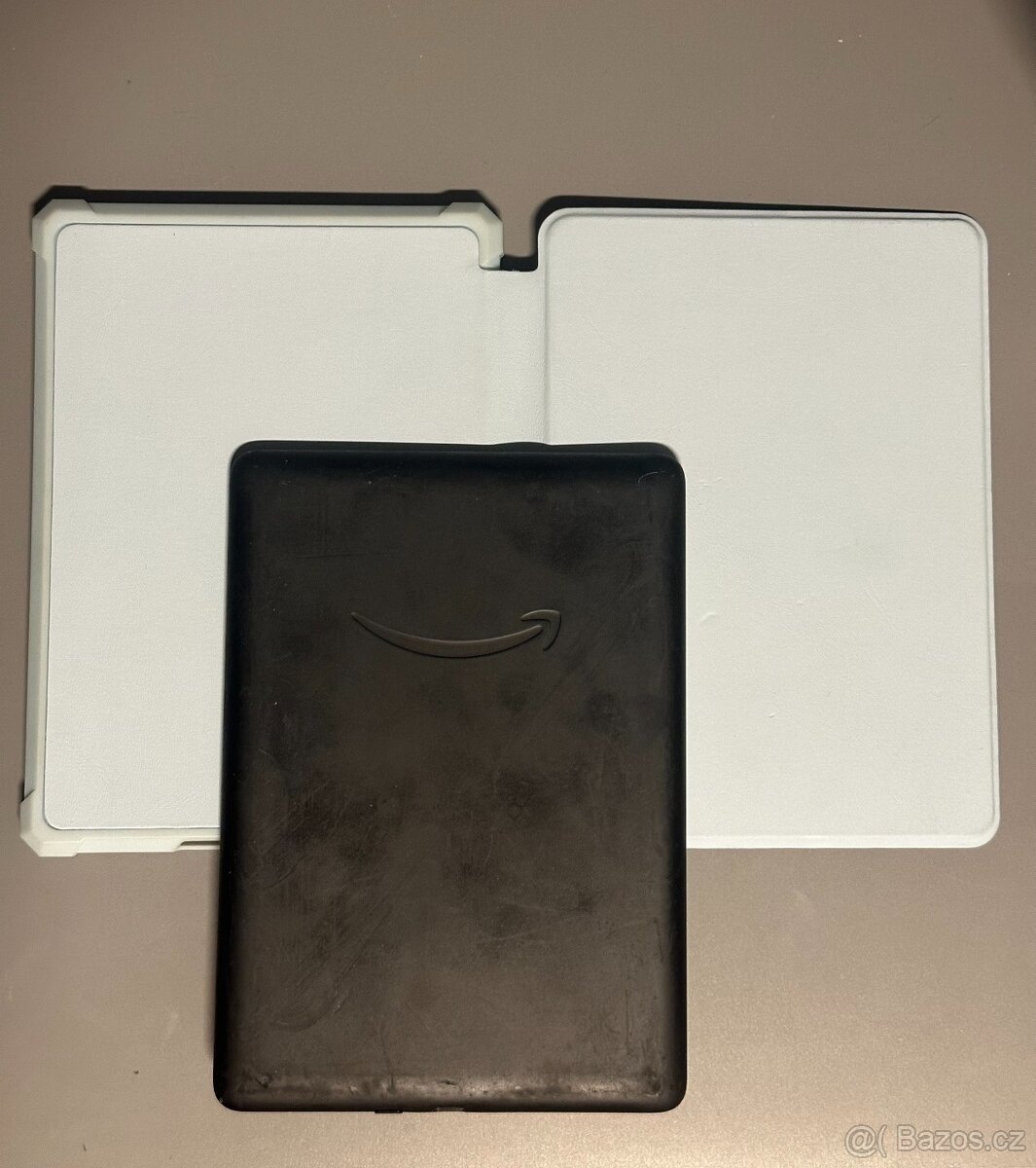 Čtečka Amazon Kindle Paperwhite 11. gen 8GB + obal 2 - 6