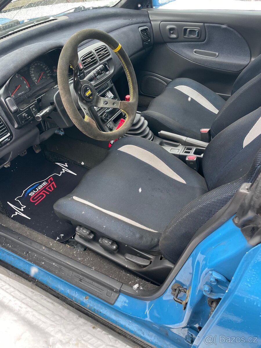 Subaru Impreza GT GC8 - 6