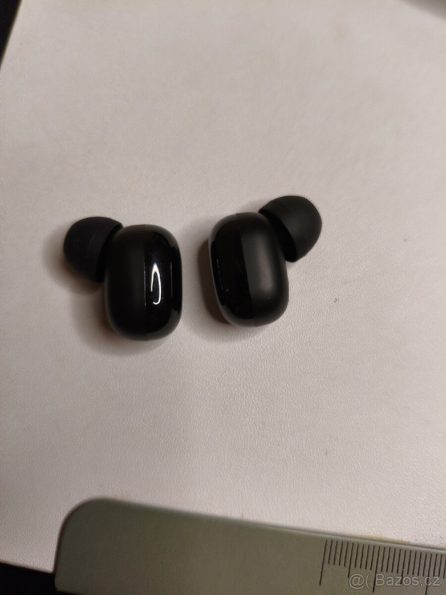 IHOME XT-10 TRUE BEZDRÁTOVÁ SLUCHÁTKA (ČERNÁ) - 6