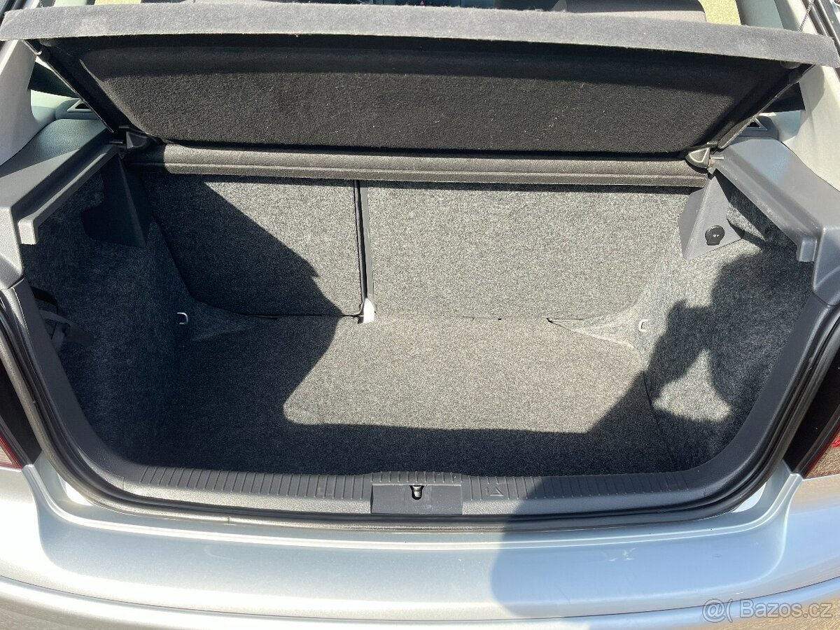 Volkswagen Polo 1.2 i ,44KWKlima - 6