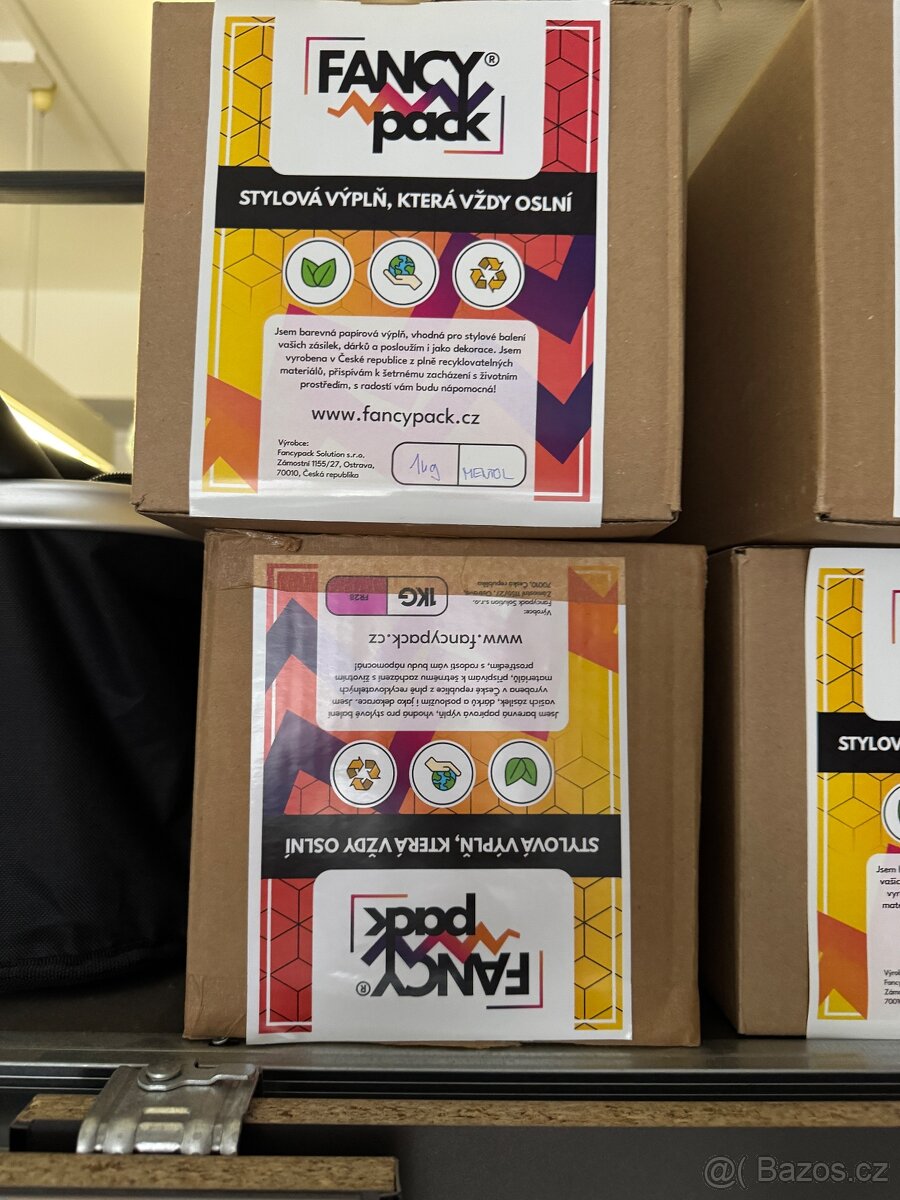 Stylová barevná papírová stylová výplň balíky a darky - 6