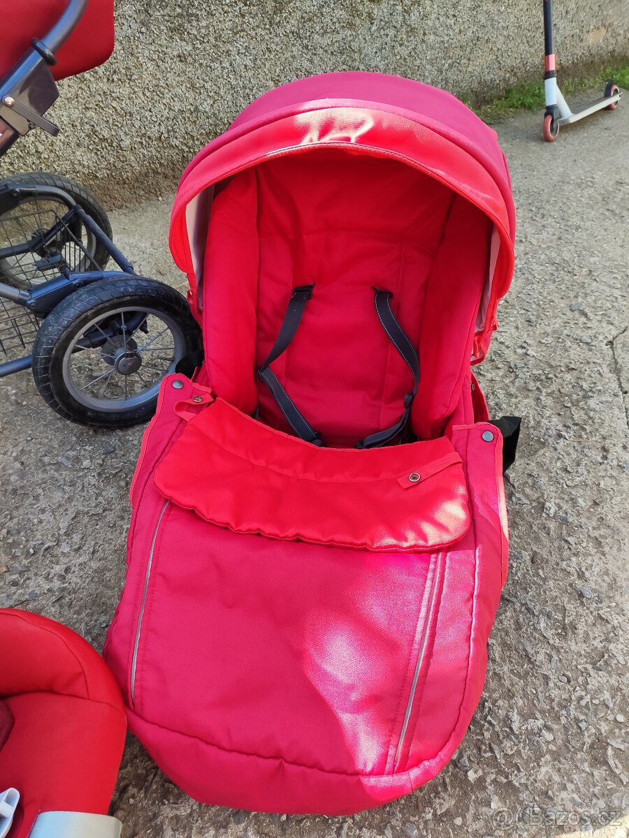 Kočárek Inglesina pro holčičku - 6