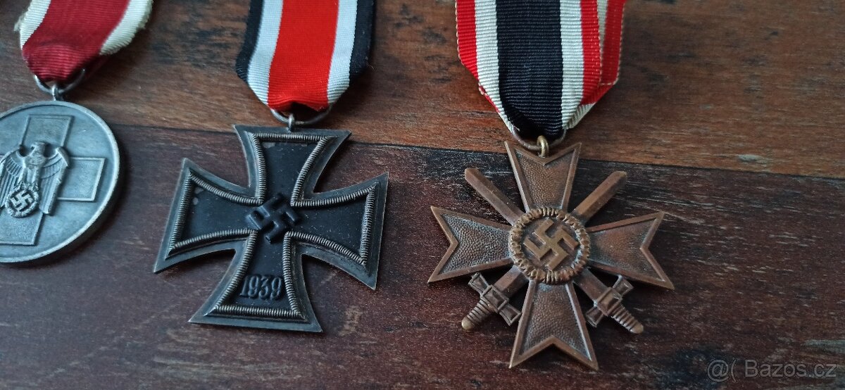 Medaile, vyznamenání, odznaky Německo. - 6