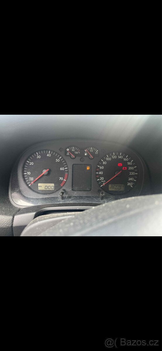 Volkswagen Golf 4 - 6