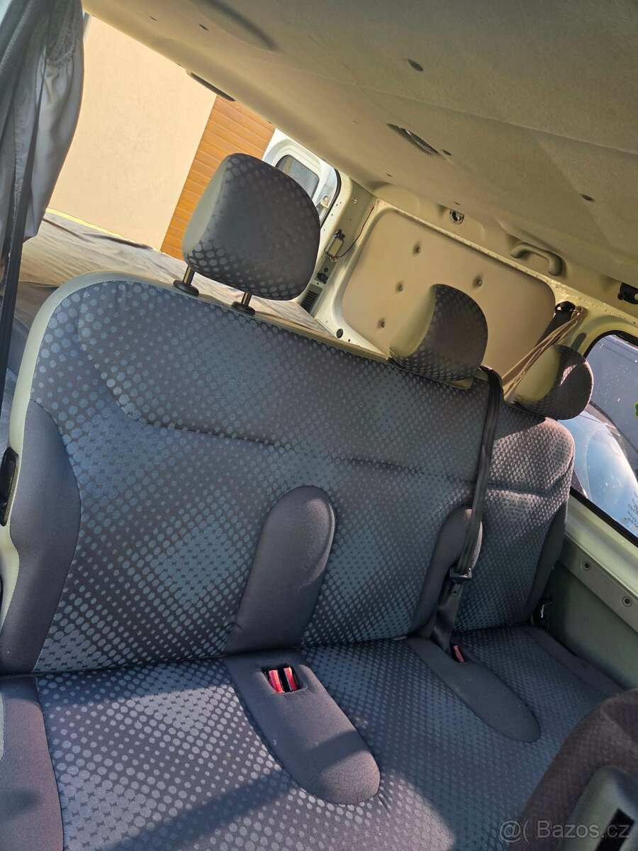 Renault Trafic L2H1 (Long) 2.0 dCi (2008) - 6