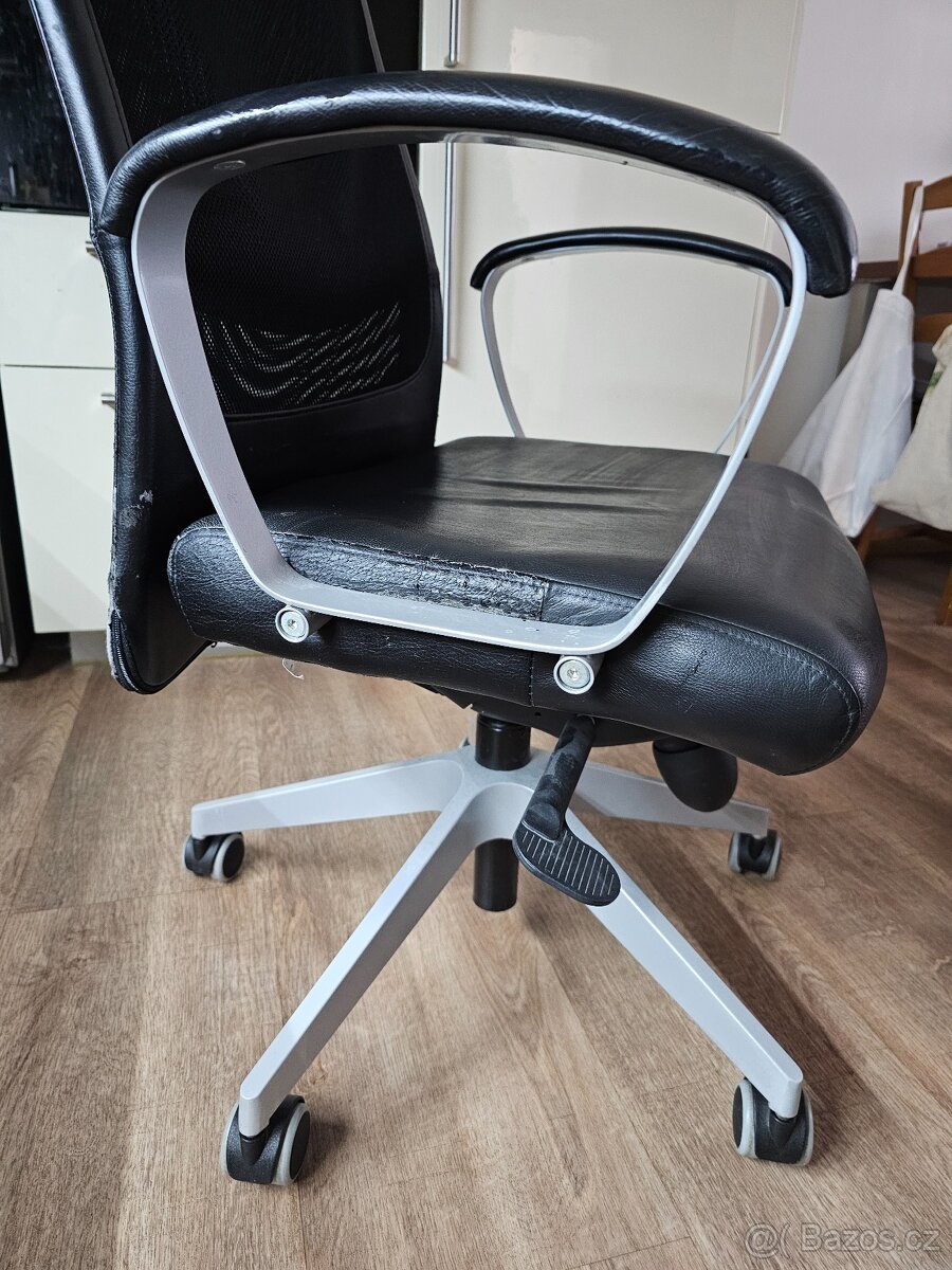 Ikea Markus - 6