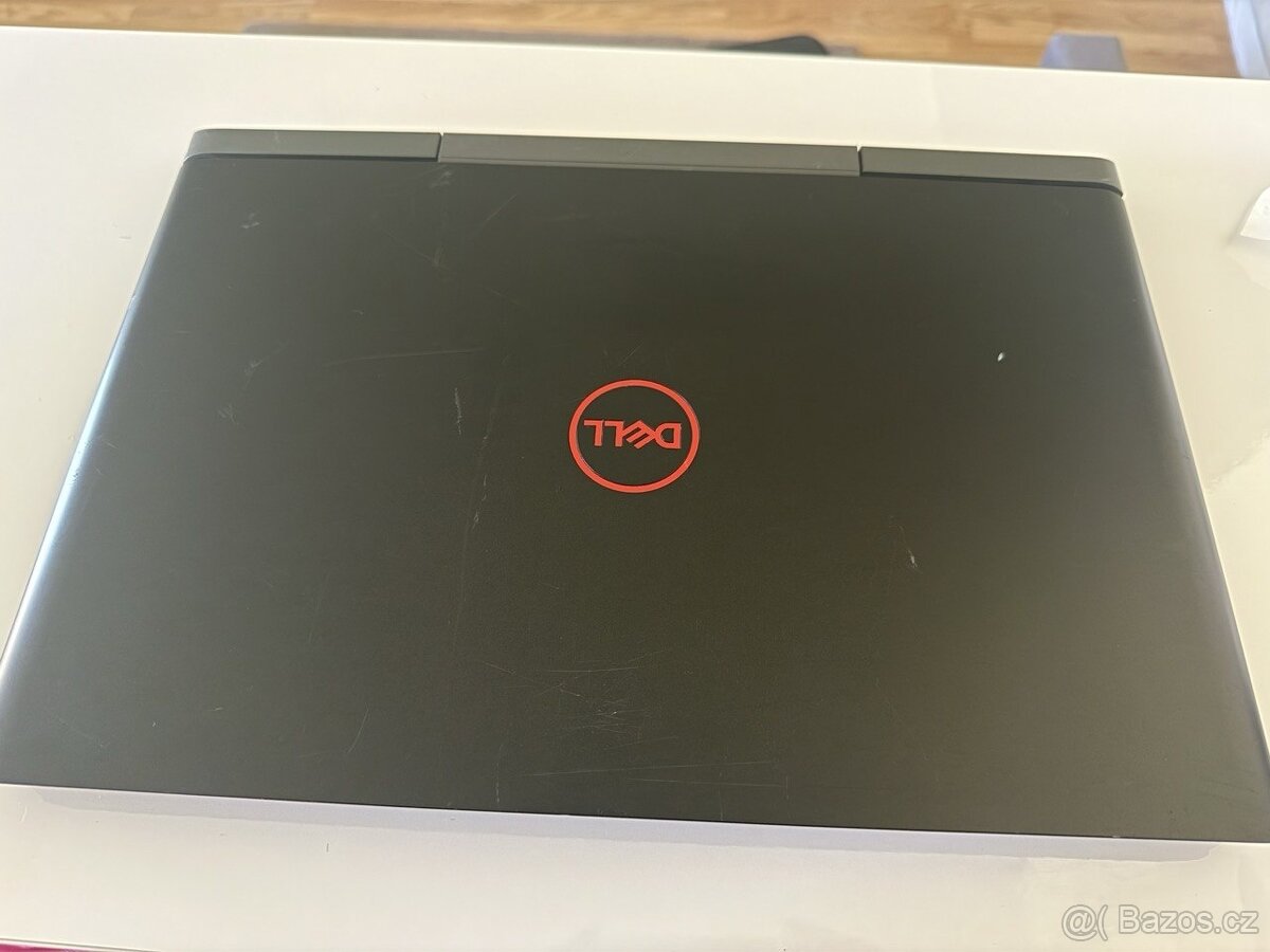 Prodám herní notebook Dell Inspiron Gaming 15 7577 - 6