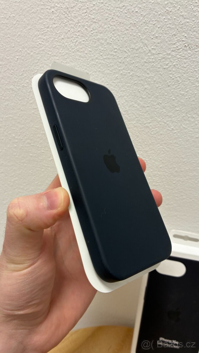 Apple Silikonový kryt na iPhone 16e černý - 6