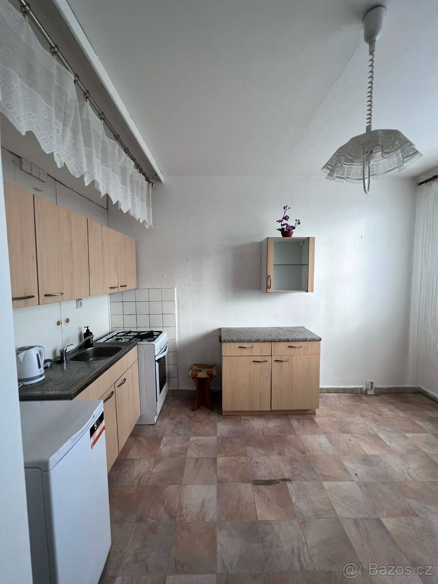 Pronájem bytu 1+1, 39m2 v Orlové, ul. Kpt. Jaroše - 6
