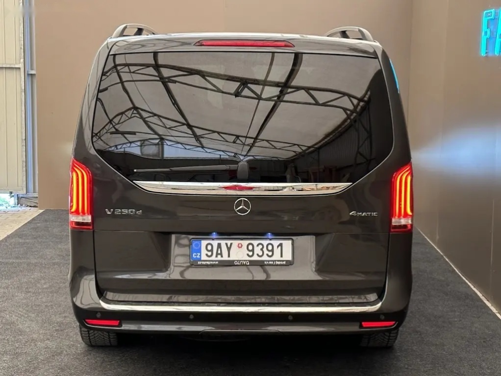 Mercedes-Benz Třídy V, 250D 4 MATIC Webasto - 6