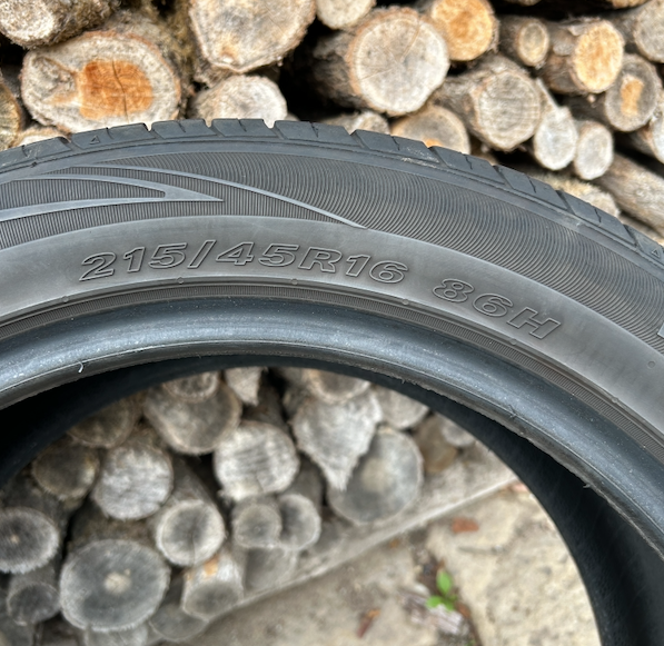 Prodám - Nexen N'Blue HD Plus 215/45 R16 86H. - 6