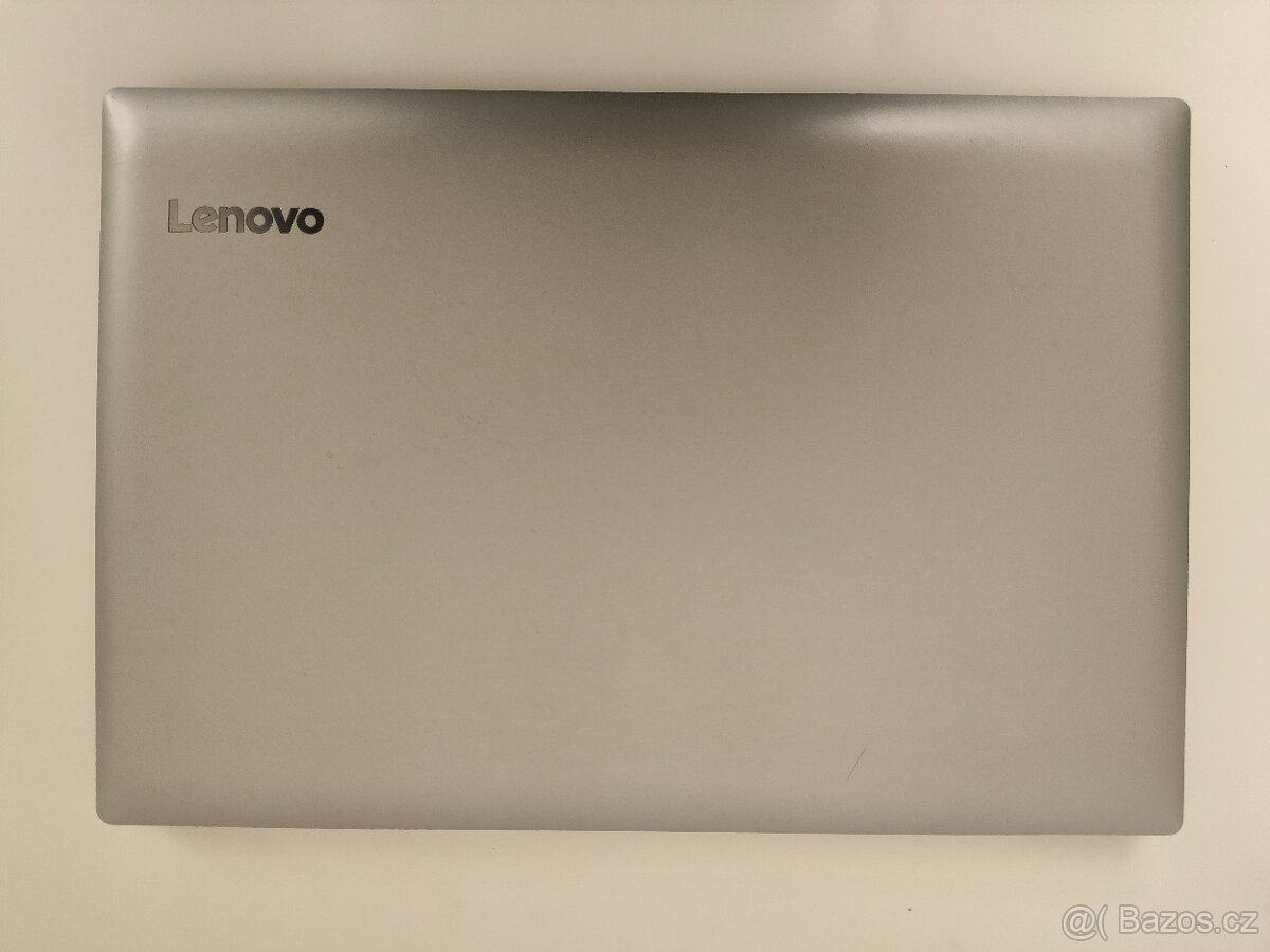 Lenovo 330-17IKB | i5 • 8GB • 256GB SSD - 6