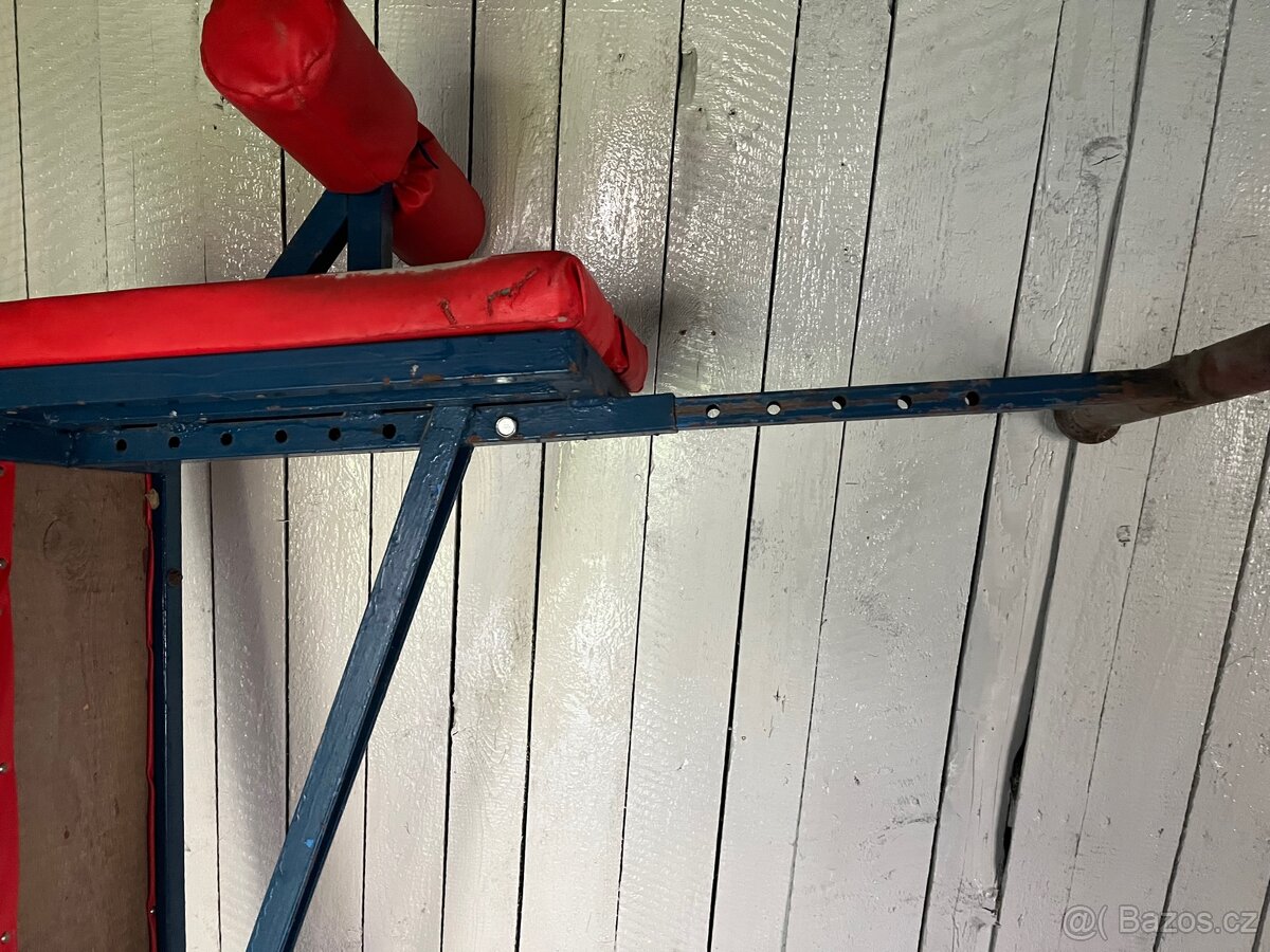 Posilovací stroj hyperextenze - 6