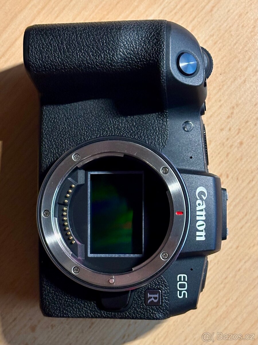 EOS RP + 24-70L + 100/2,8 + vybavení - 6