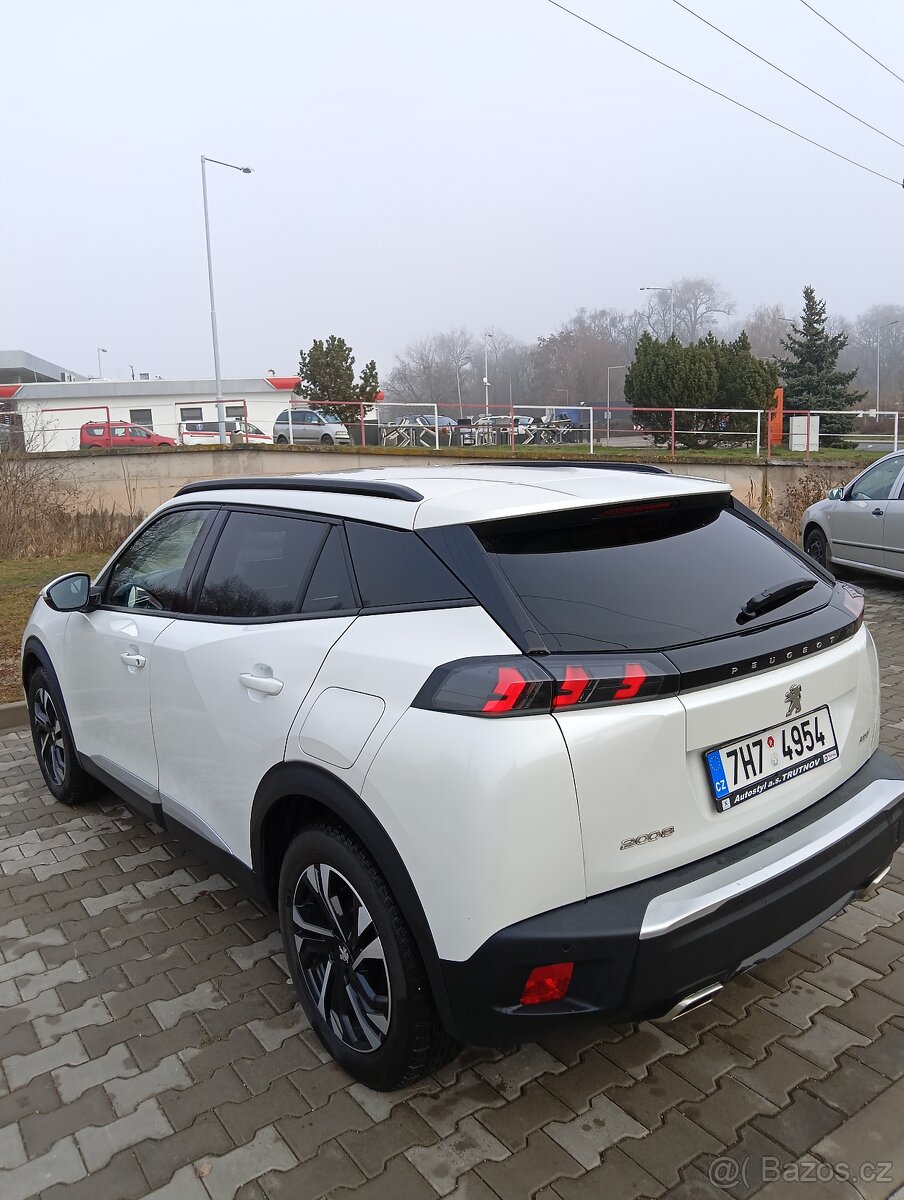 Prodej Peugeot SUV2008 ALLURE PACK 1.2 PureTech 130 S&S EAT8 - 6