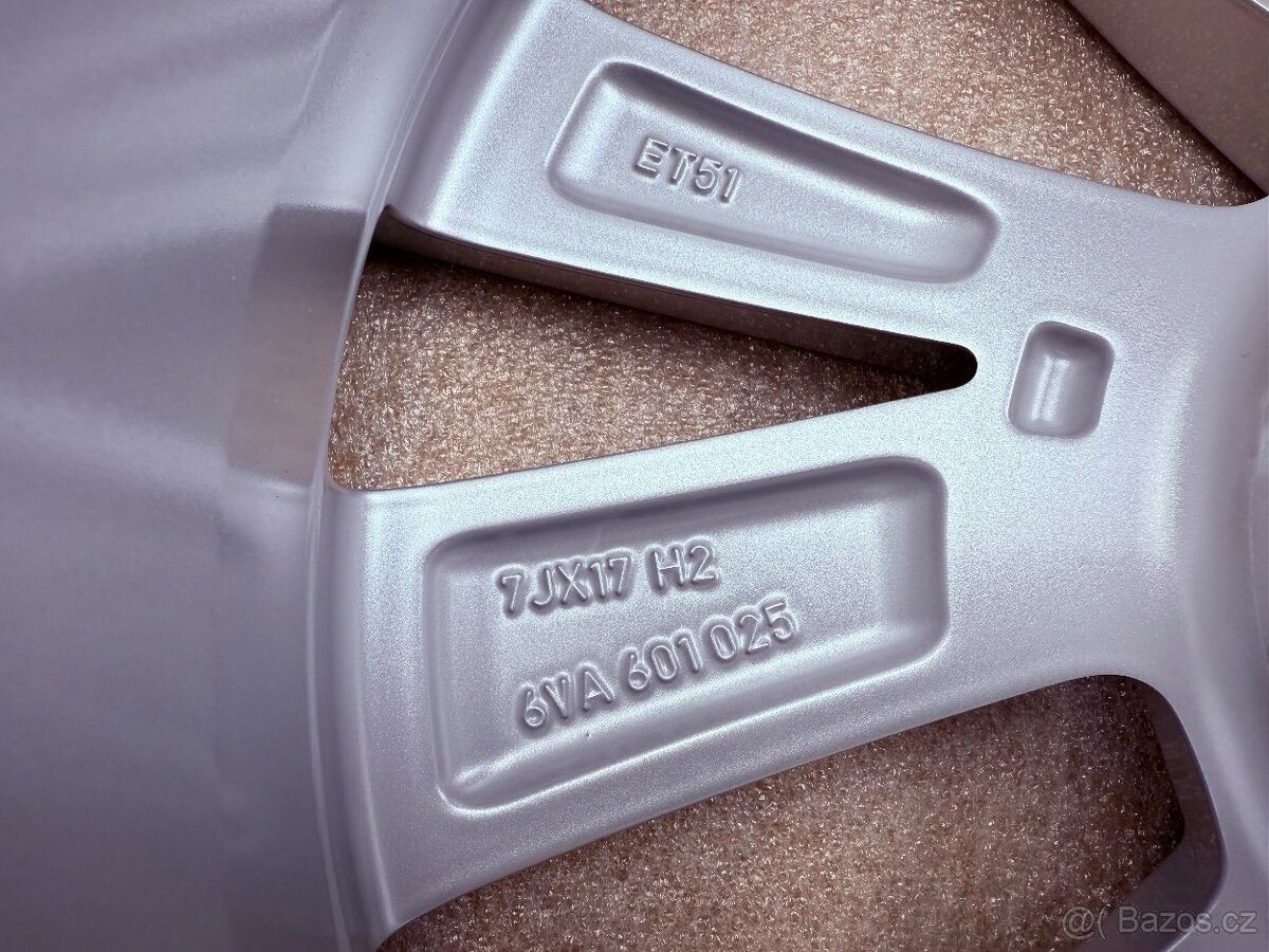 Originál zimní kola Škoda Fabia IV/4 R17 - 6