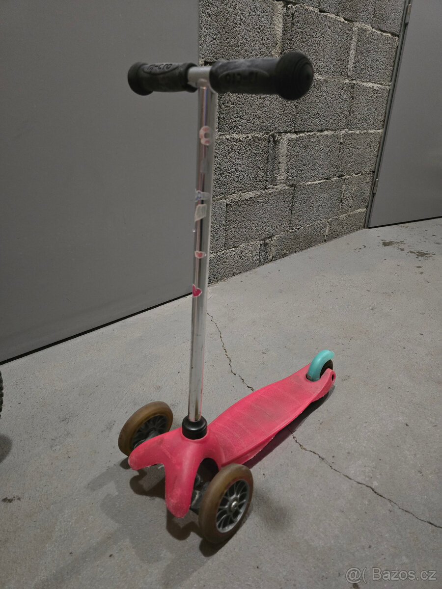 Woom 3 16” červená + Micro koloběžka - 6