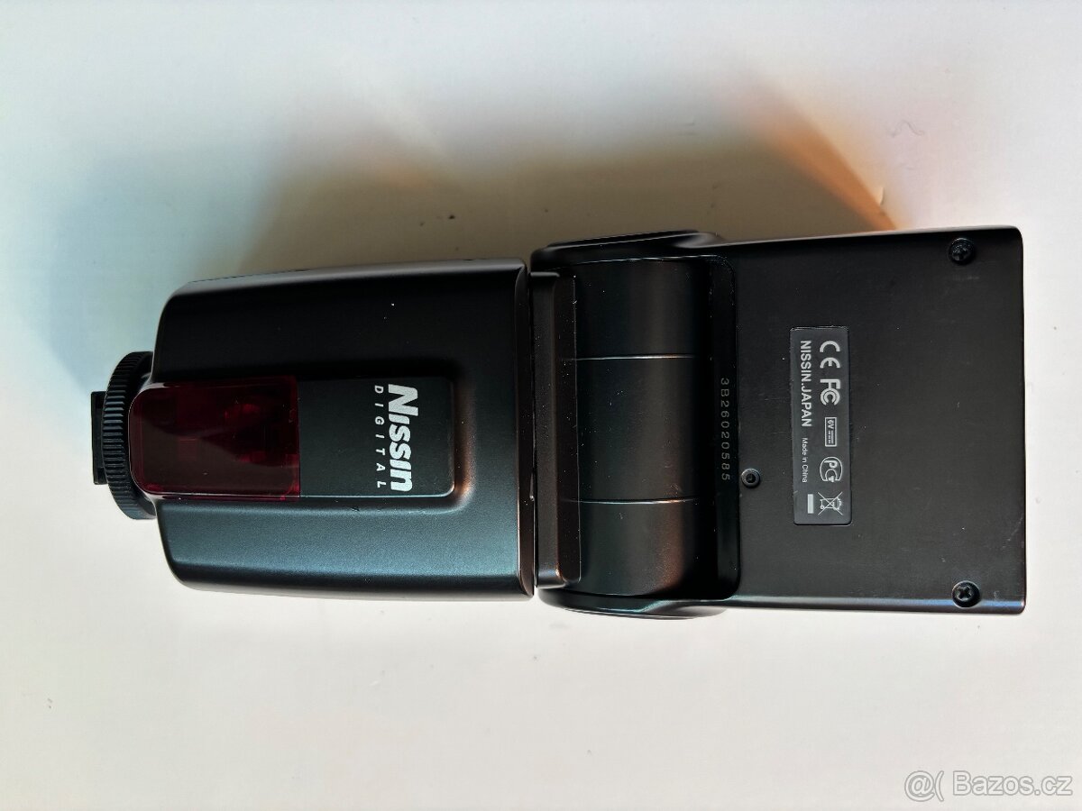 Canon EOS 5D MarkII+Canon EF 24-70mm+Nissin Di600 - 6