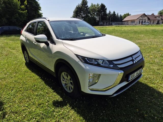 Prodám Mitsubishi Eclipse Cross 1.5 T 120kW - KOUPENO V ČR - 6