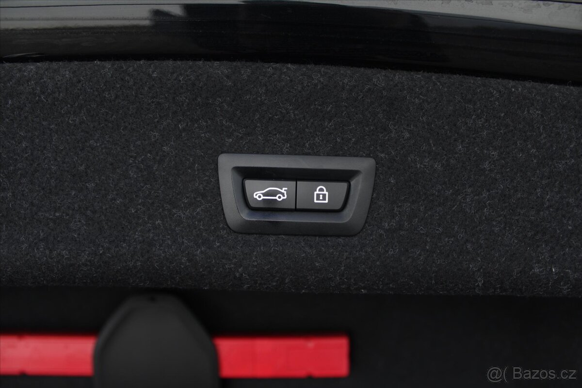 BMW Řada 3 M340i xDrive M SPORT LASER ČR (2019) - 6