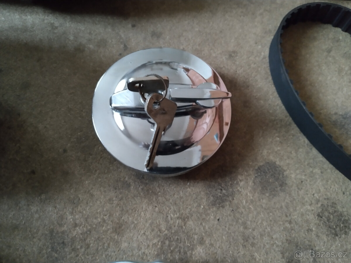 Fiat 128 sport coupe-nove dily - 6