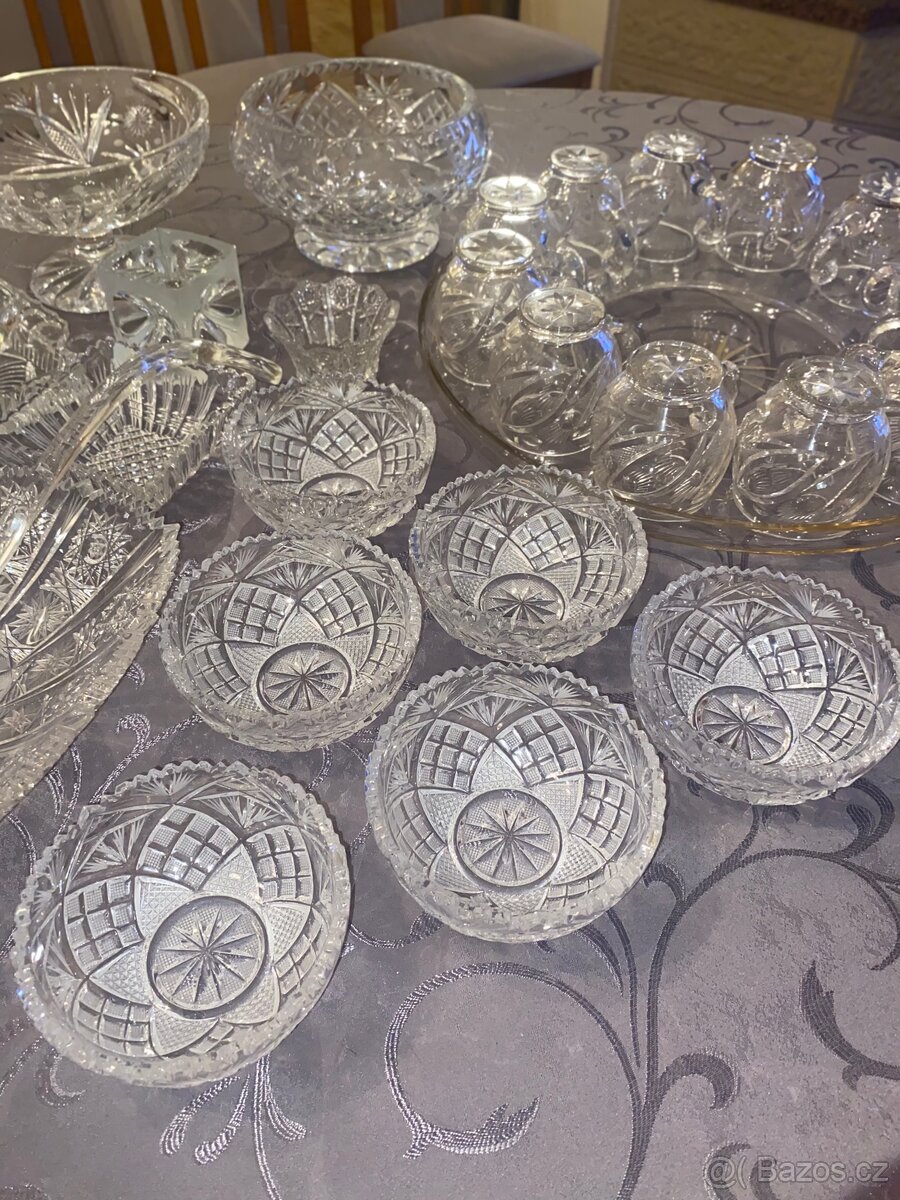 Sbírka broušeného skla - 6