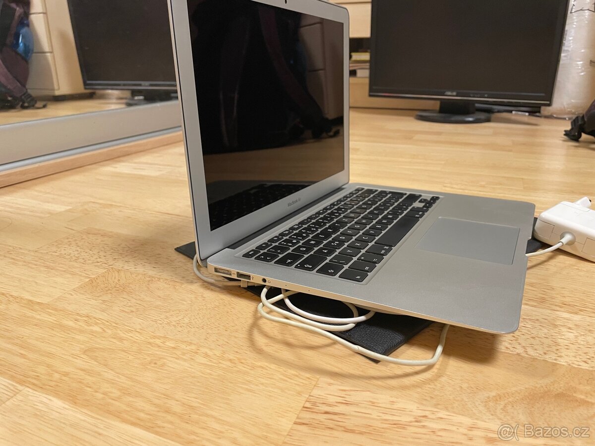 MacBook Air 2017 - 6