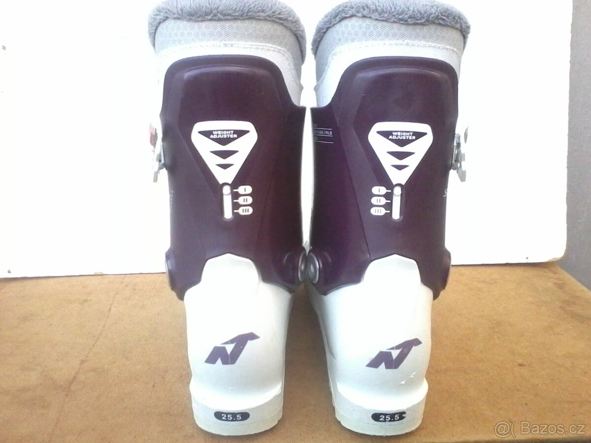 Lyžáky dívčí Nordica 25,5 - 6