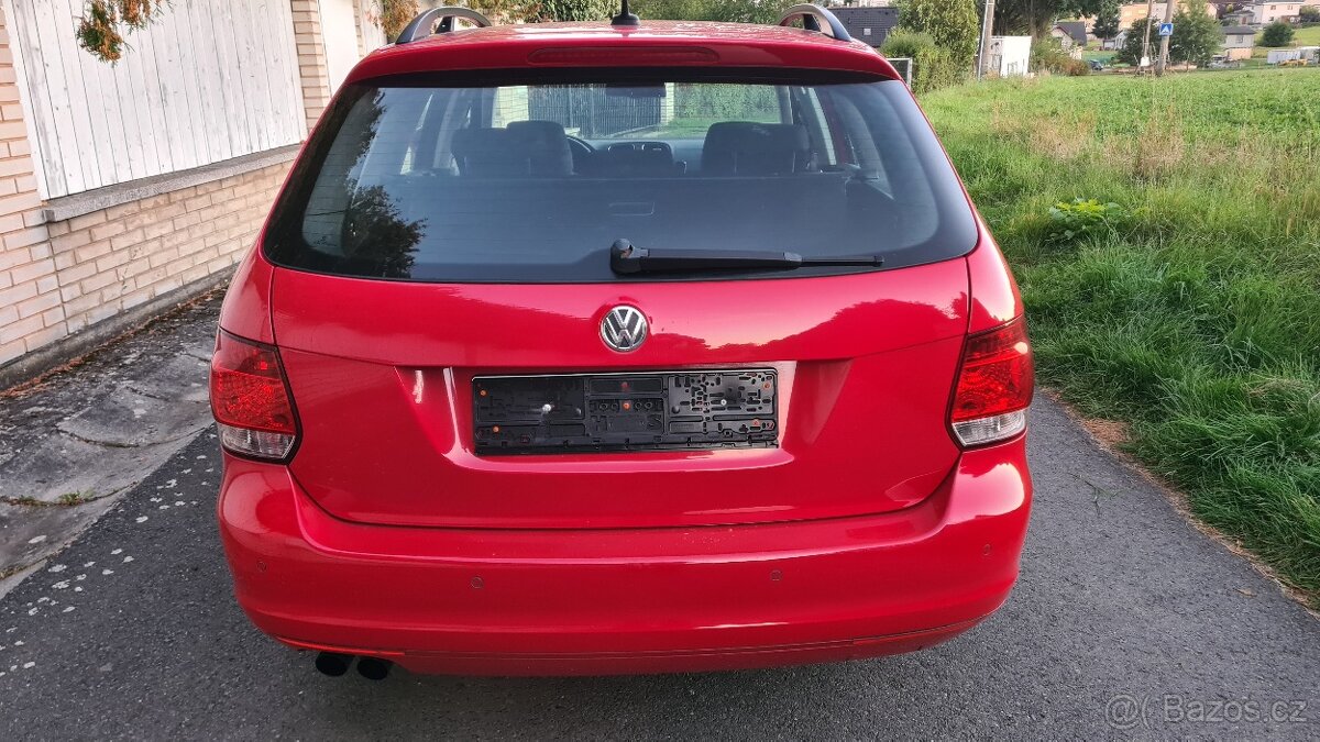 VOLKWAGEN GOLF 6 Comfortline kombi - 2,0TDI 103kW - Manuál. - 6