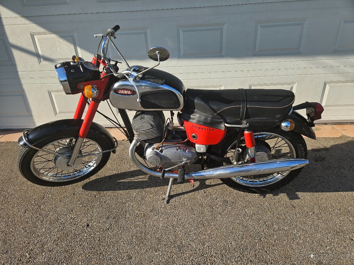 Prodám Jawa 350/362 Californian s TP - 6