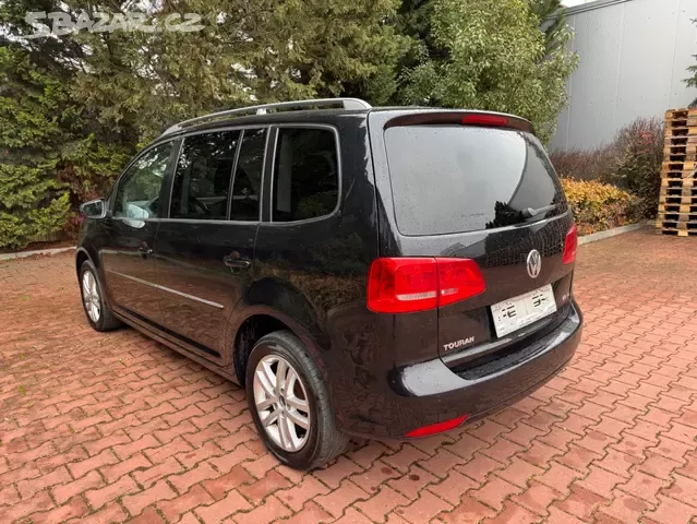 VW Touran 2.0 TDI 103kW,Highline,7.Míst,1.Majitel,Webasto. - 6