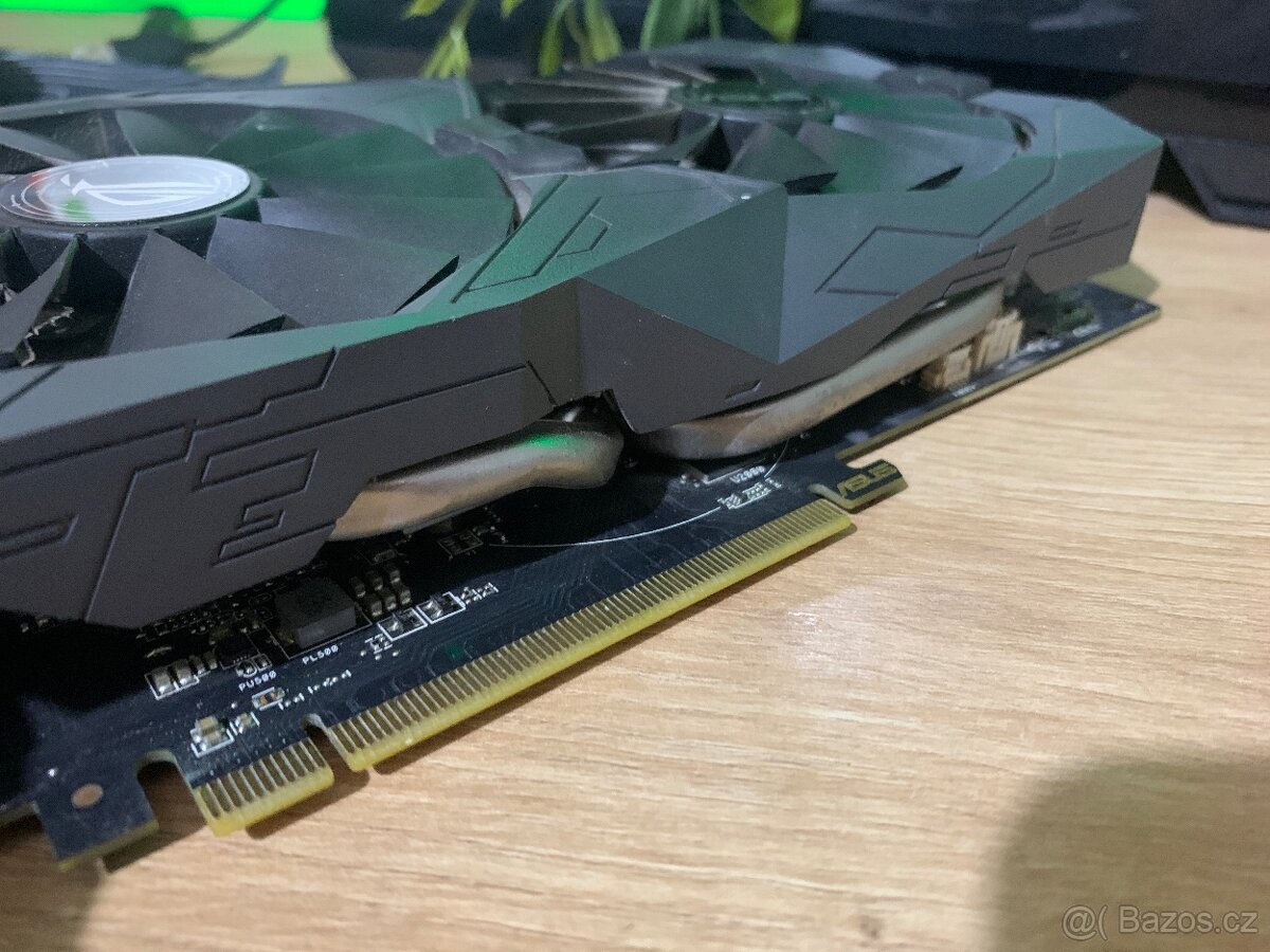 Grafická karta ASUS ROG STRIX RX 570 - 6