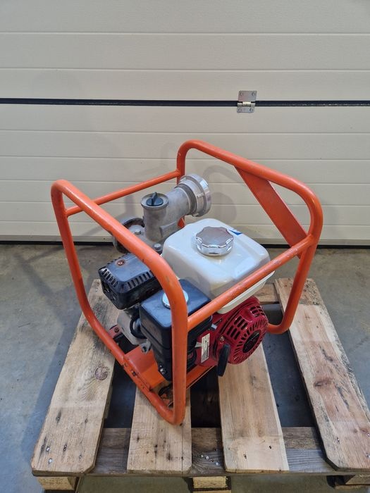 Benzínový čerpadlo - 6