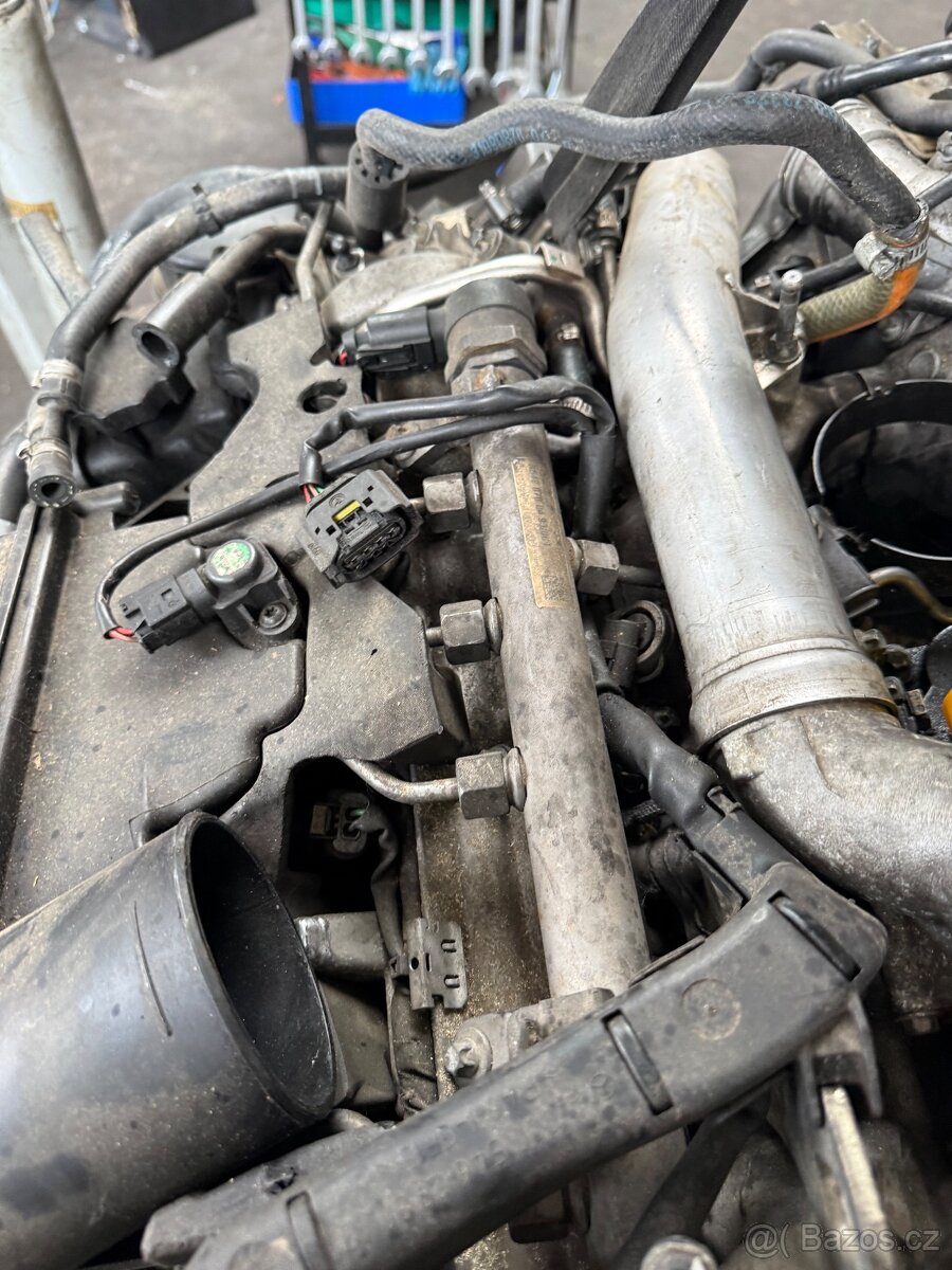 Motor 3.0 cdi om 642 v6 - 6