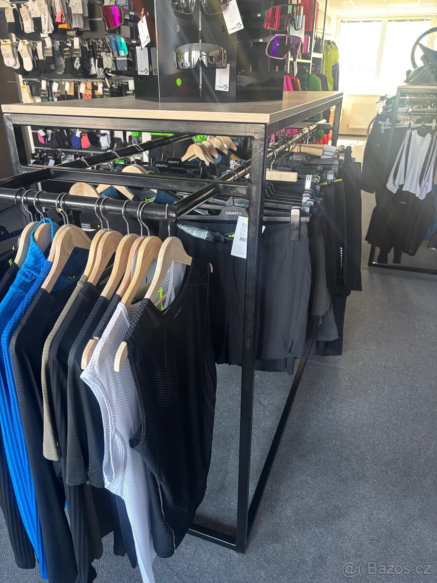 Regály, věšáky na oblečení - 6